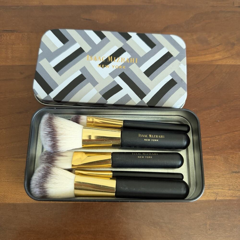 Isaac Mizrahi Set 5 Piece Brush Travel Size 4”-5”Set Gray Metal Case New Beauty